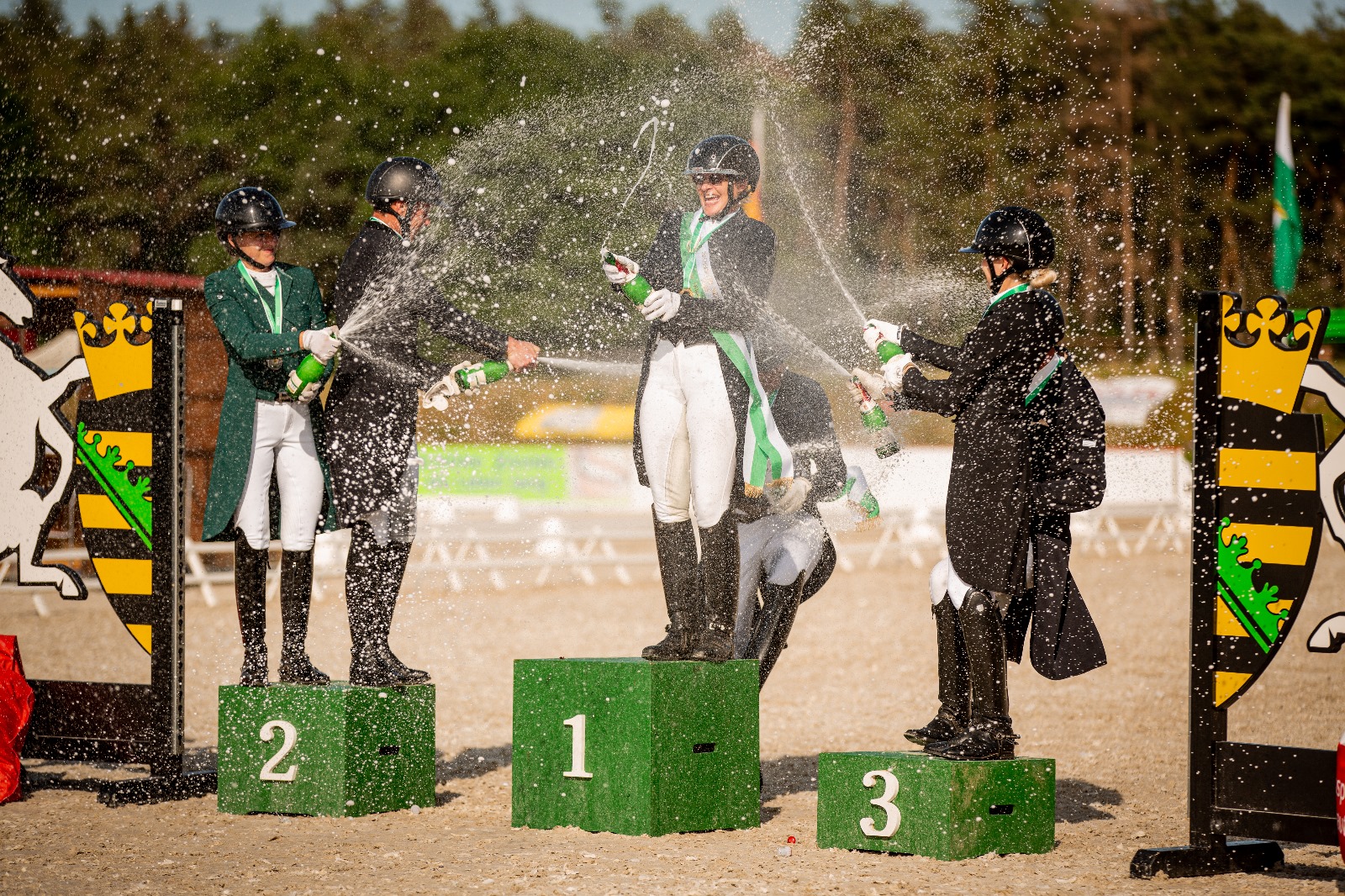 Doppelter Meisterschaftserfolg für Gut Heinrichshof